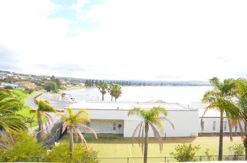 The Bluff Resort Apartments - Sydney 4u 26