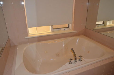 The Bluff Resort Apartments - Sydney 4u 37
