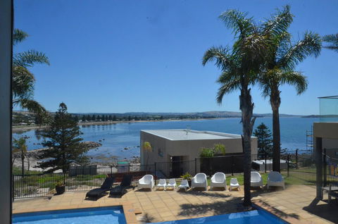 The Bluff Resort Apartments - Sydney 4u 13