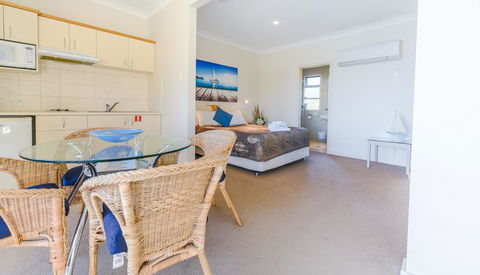 The Bluff Resort Apartments - Sydney 4u 7