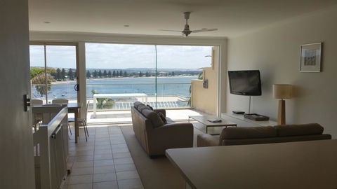The Bluff Resort Apartments - Sydney 4u 16