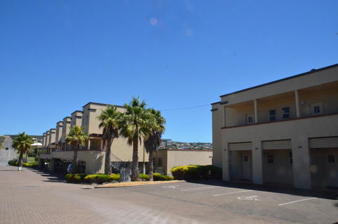 The Bluff Resort Apartments - Sydney 4u 23