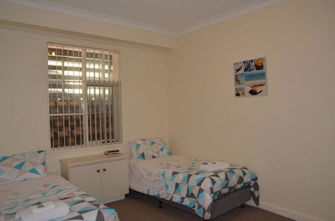 The Bluff Resort Apartments - Sydney 4u 18