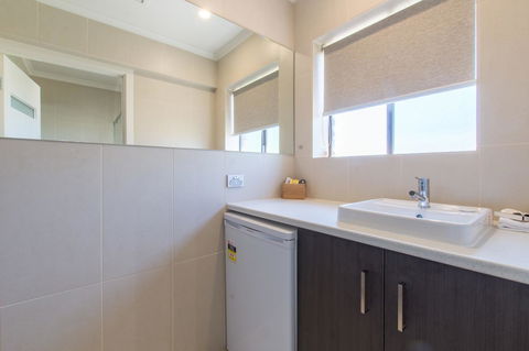 Mick O\'Sheas - Accommodation Sydney 26