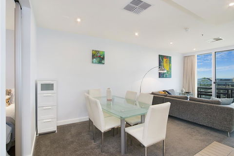 Beachside Luxury & Comfort, Ocean Views In Glenelg - Sydney 4u 11