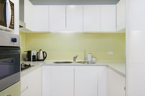 Beachside Luxury & Comfort, Ocean Views In Glenelg - Sydney 4u 14