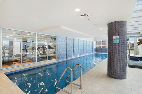 Beachside Luxury & Comfort, Ocean Views In Glenelg - Sydney 4u 5