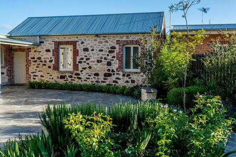 OXENBERRY FARM - Sydney 4u 7