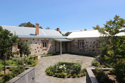 OXENBERRY FARM - Sydney 4u 1