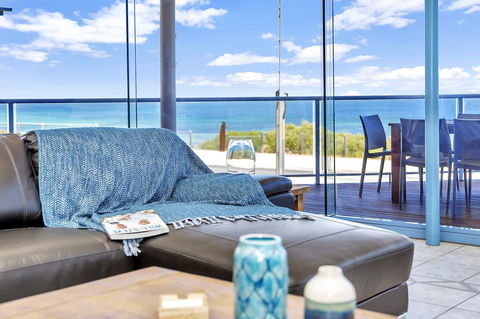 Sail Away - Accommodation Sydney 0