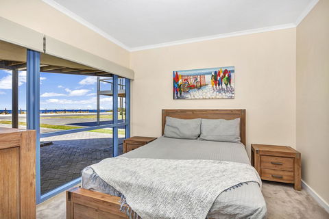 Sail Away - Accommodation Sydney 8