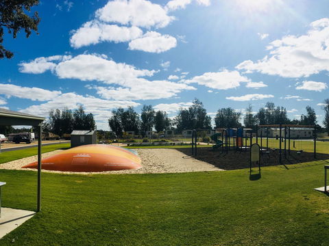 Echo Holiday Parks - Waikerie - Sydney 4u 7