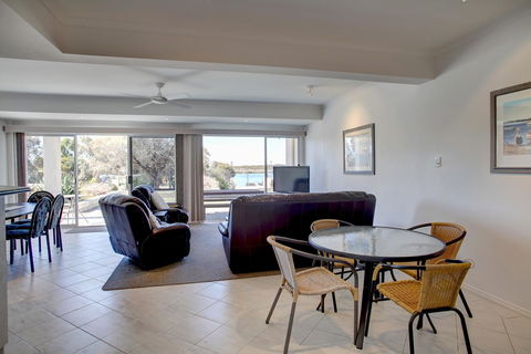 Bay Bliss - Sydney 4u 8