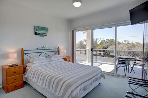 Bay Bliss - Sydney 4u 12