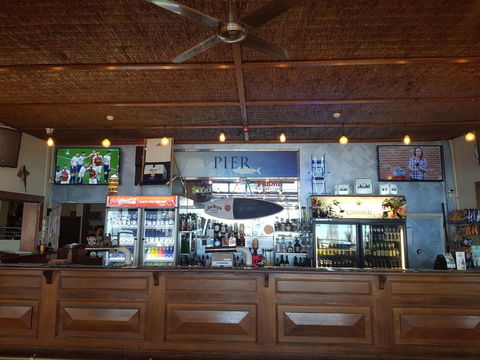 Pier Hotel Port Lincoln - Sydney 4u 4