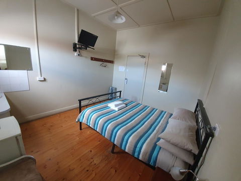 Pier Hotel Port Lincoln - Sydney 4u 20