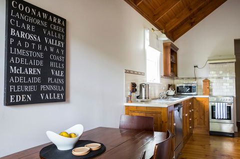 Clare Valley Heritage Retreat - Sydney 4u 4