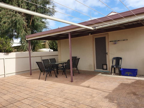Super Central Location - Sydney 4u 12