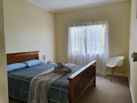 Super Central Location - Sydney 4u 8