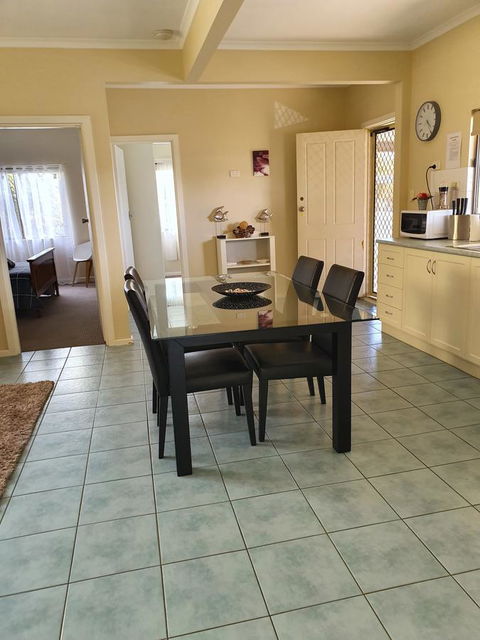 Super Central Location - Sydney 4u 0