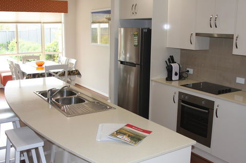 C And C Tanunda - Sydney 4u 8