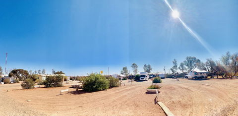 Opal Inn Hotel, Motel, Caravan Park - Sydney 4u 23