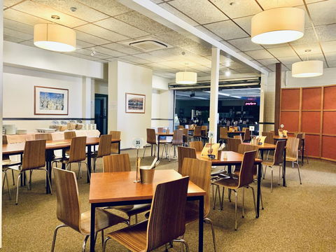 Opal Inn Hotel, Motel, Caravan Park - Sydney 4u 24