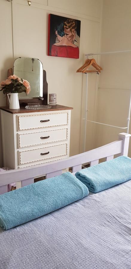 Sinclair Cottage - Sydney 4u 14