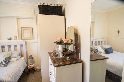 Sinclair Cottage - Sydney 4u 19