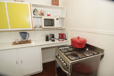Sinclair Cottage - Sydney 4u 21