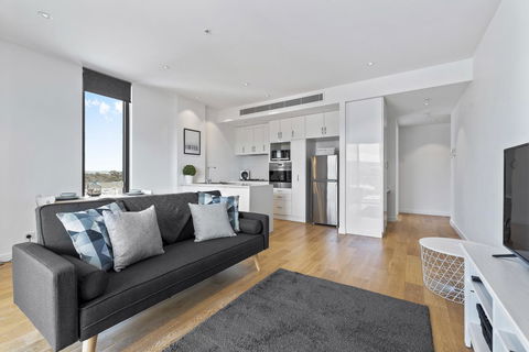 Views On Surflen - Sydney 4u 2