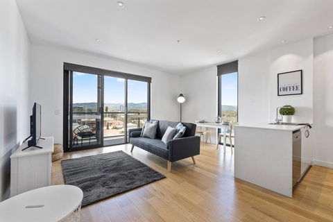 Views On Surflen - Sydney 4u 0
