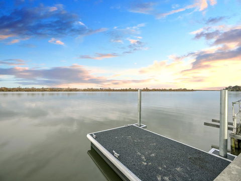 Muse On The Murray - Sydney 4u 4