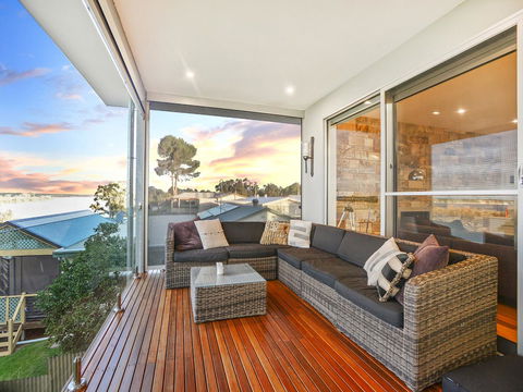 Muse On The Murray - Sydney 4u 29