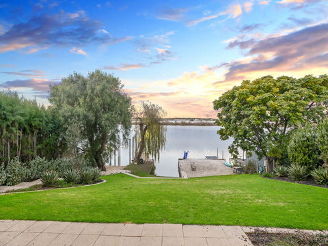Muse On The Murray - Sydney 4u 12