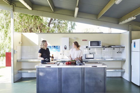 NRMA Victor Harbor Beachfront Holiday Park - Sydney 4u 25