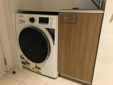 Ther-Rich 2Brm CBD Apartment - Sydney 4u 37