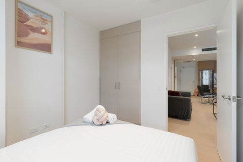 Ther-Rich 2Brm CBD Apartment - Sydney 4u 8