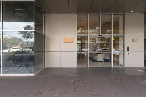Ther-Rich 2Brm CBD Apartment - Sydney 4u 11