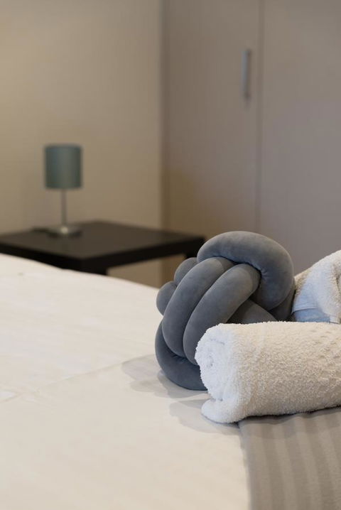 Ther-Rich 2Brm CBD Apartment - Sydney 4u 9