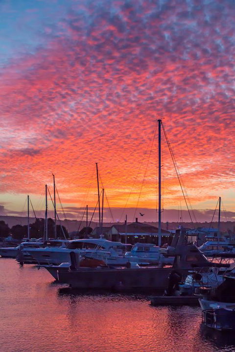 Marina Reflections - Sydney 4u 12