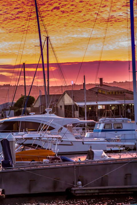 Marina Reflections - Sydney 4u 19