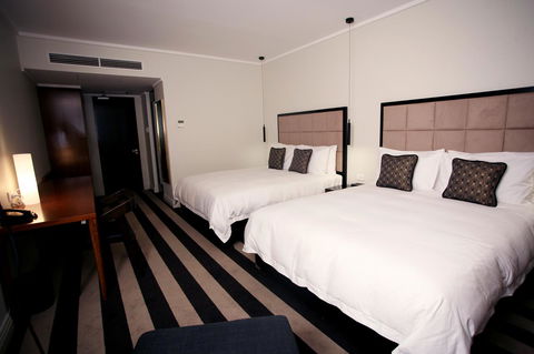 Ellen Hotel - Accommodation Sydney 19