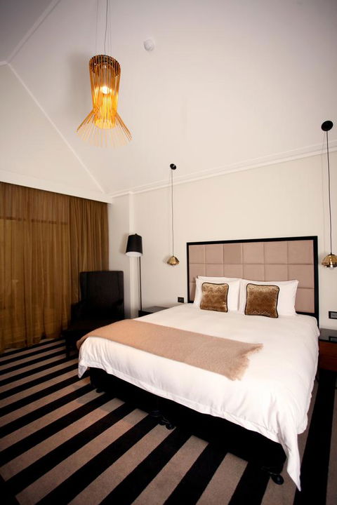 Ellen Hotel - Accommodation Sydney 15