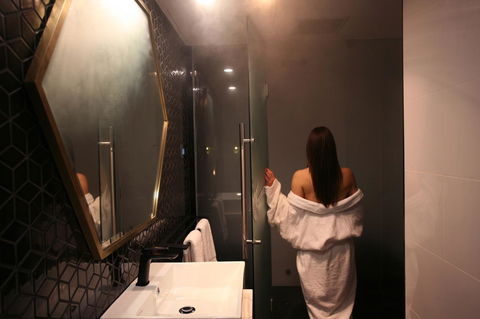 Ellen Hotel - Accommodation Sydney 6