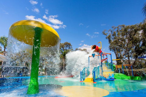 BIG4 Renmark Riverfront Holiday Park - Sydney 4u 11