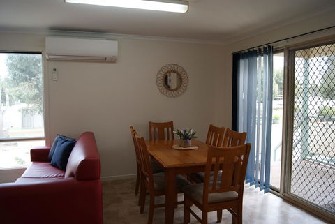 Ardrossan Caravan Park - Sydney 4u 12