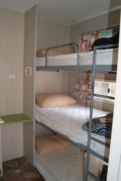 Ardrossan Caravan Park - Sydney 4u 16
