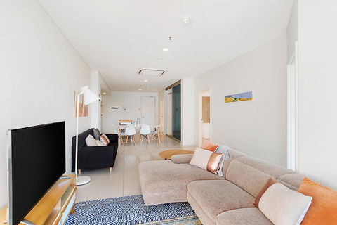 Stylish And Comfortable, Views Over Gouger St! - Sydney 4u 20