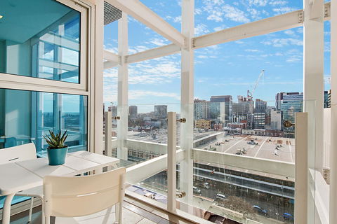 Stylish And Comfortable, Views Over Gouger St! - Sydney 4u 1